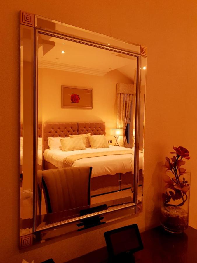 The Old Hall Hotel Ковентри Экстерьер фото